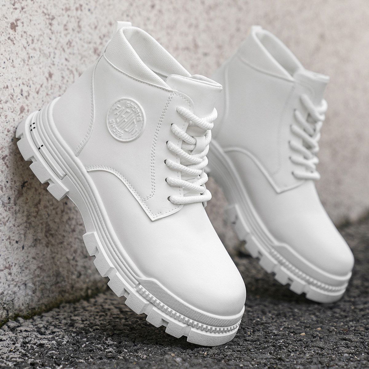 Мужские модные всесезонные бел – обзор и цена Men Shoes Trends