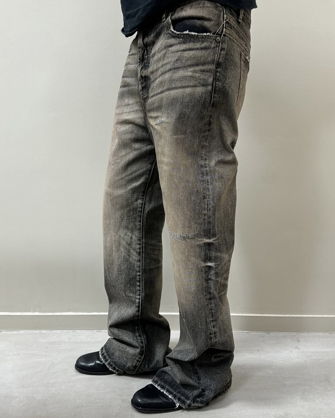 Выцветшие, потертые, с эффекто – обзор и цена Men Shoes Jeans